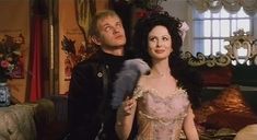 Голая грудь Ольги Погодиной в фильме «Золотой век» фото #12