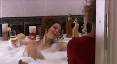 Красотка Елена Захарова засветила сиськи в фильме «Золотой ключик» фото #5