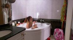 Красотка Елена Захарова засветила сиськи в фильме «Золотой ключик» фото #9