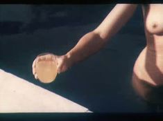 Абсолютно голая Анна Назарьева в фильме «Идеальная пара»