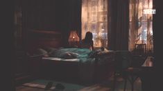 Елена Лядова засветила грудь в сериале «Измены» фото #1