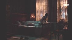 Елена Лядова засветила грудь в сериале «Измены» фото #2