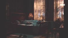 Елена Лядова засветила грудь в сериале «Измены» фото #3