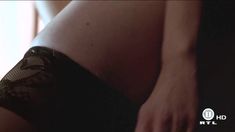 Голая попка Виктории Смирновой в фильме «Иностранец» фото #4