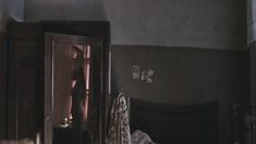 Голые сиськи Виктории Романенко в фильме «Искупление» фото #7