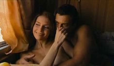 Красивая Любовь Толкалина засветила сиськи в фильме «Кавказ» фото #3