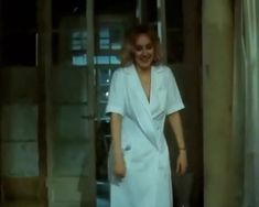 Глубокое декольте Ирины Пеговой в фильме «Казус импровизус» фото #4