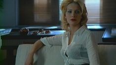 Голая попа Александры Флоринской в сериале «Каменская 3» фото #3