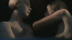 Голая грудь Ольги Сутуловой в фильме «Кино про кино» фото #3