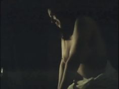 Шикарная голая грудь Алики Смеховой в фильме «Клещ» фото #4