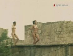 Ольга Кабо снялась голой в фильме «Комедия о Лисистрате» фото #19