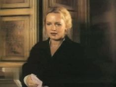 Страстная Наталья Егорова засветила голую грудь в фильме «Кому на Руси жить...» фото #1