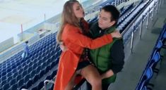 Татьяна Казючиц без лифчика в фильме «Королева льда» фото #13