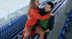 Татьяна Казючиц без лифчика в фильме «Королева льда» фото #14