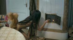 Абсолютно голая Аида Тумутова в фильме «Кочегар» фото #11