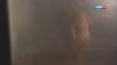 Голая попа Натальи Пановой в сериале «Курсанты» фото #5