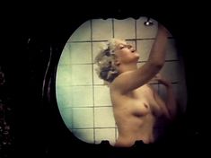 Голая грудь Светланы Амановой в фильме «Лестница» фото #1