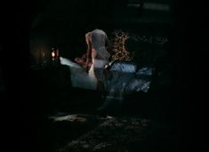 Красивая Дарья Повереннова засветила грудь в фильме «Лето любви» фото #20