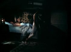 Красивая Дарья Повереннова засветила грудь в фильме «Лето любви» фото #24