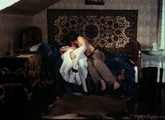 Красивая Дарья Повереннова засветила грудь в фильме «Лето любви» фото #40