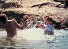 Красивая Дарья Повереннова засветила грудь в фильме «Лето любви» фото #46