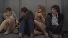 Красивая голая грудь Натальи Рычковой в фильме «Лифт» фото #11