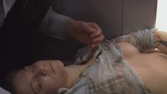 Красивая голая грудь Натальи Рычковой в фильме «Лифт» фото #13