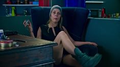 Маруся Зыкова засветила трусики в сериале «Лондонград. Знай наших»