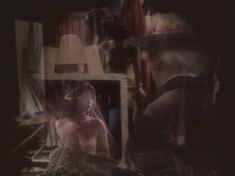 Любовь Тихомирова оголила грудь в сериале «Любовные авантюры» фото #9