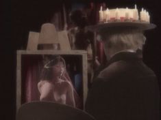 Любовь Тихомирова оголила грудь в сериале «Любовные авантюры» фото #10