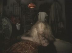 Загадочная Ольга Родионова показала голую грудь в сериале «Любовные авантюры» фото #19