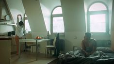 Сексуальная Любовь Аксенова показала голые сиськи в сериале «Мажор» фото #12