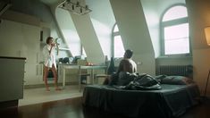 Сексуальная Любовь Аксенова показала голые сиськи в сериале «Мажор» фото #14