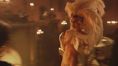 Голые сиськи Ксении Назаровой в сериале «Мастер и Маргарита» фото #3