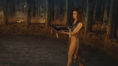 Голая грудь Тани Ю в сериале «Мастер и Маргарита» фото #8