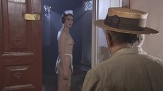 Голая грудь Тани Ю в сериале «Мастер и Маргарита» фото #25