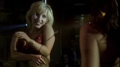 Голая грудь Евгении Брик в сериале «Матрешки»