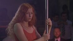 Любовь Толкалина показала голые сиськи в сериале «Матрешки» фото #8