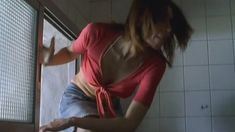 Любовь Толкалина показала голые сиськи в сериале «Матрешки» фото #23