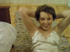 Лариса Шахворостова засветила грудь в фильме «Маэстро вор» фото #1