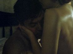 Лариса Шахворостова засветила грудь в фильме «Маэстро вор» фото #15