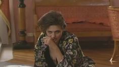 Юлия Юдинцева засветила грудь в сериале «Место под солнцем» фото #5