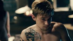 Красивая Паулина Андреева снялась голой в сериале «Метод» фото #8