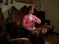 Красотка Татьяна Шитова оголила грудь в фильме «Мещерские» фото #20