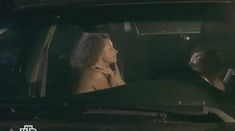 Голая грудь Натальи Русиновой в сериале «Молодые и злые» фото #22