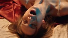 Сексуальная Мария Луговая оголилась в сериале «Мурка» фото #5