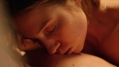 Сексуальная Мария Луговая оголилась в сериале «Мурка» фото #24