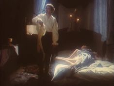 Эротичная Ольга Кабо оголила грудь в сериале «Мушкетеры 20 лет спустя» фото #8