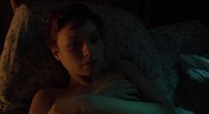 Елена Полякова оголила грудь в фильме «Мы умрем вместе» фото #7