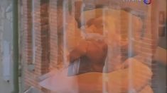 Чувственная Анна Геллер засветила грудь в сериале «Наваждение» фото #4